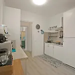 Lejlighed Elizabeth House-100m & Priv Parking - Happy *
