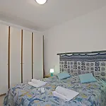 Elizabeth House-100m & Priv Parking - Happy Lejlighed *