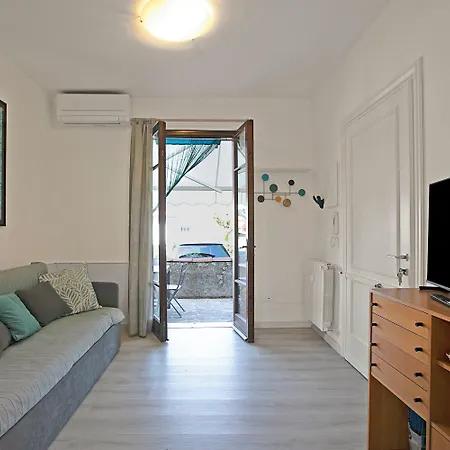 Elizabeth House-100m & Priv Parking - Happy Appartement *
