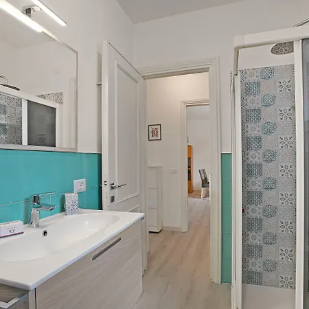 Elizabeth House-100m & Priv Parking - Happy Appartement Toscolano Maderno