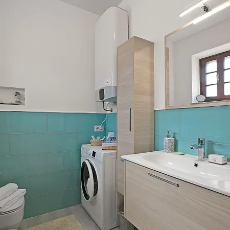 Elizabeth House-100m & Priv Parking - Happy Appartement *