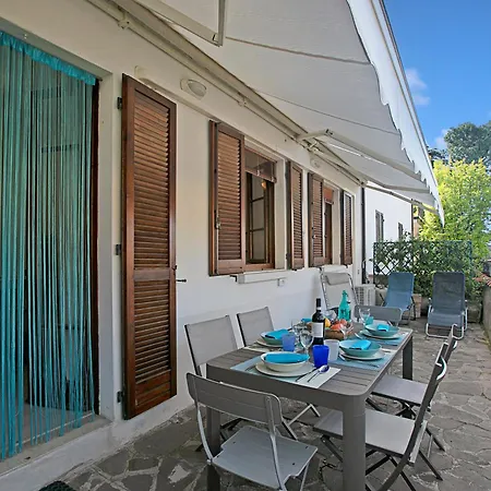 Elizabeth House-100m & Priv Parking - Happy Lejlighed *